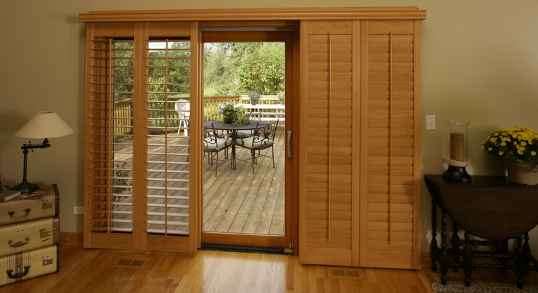 Sacramento wood shutter sliding door